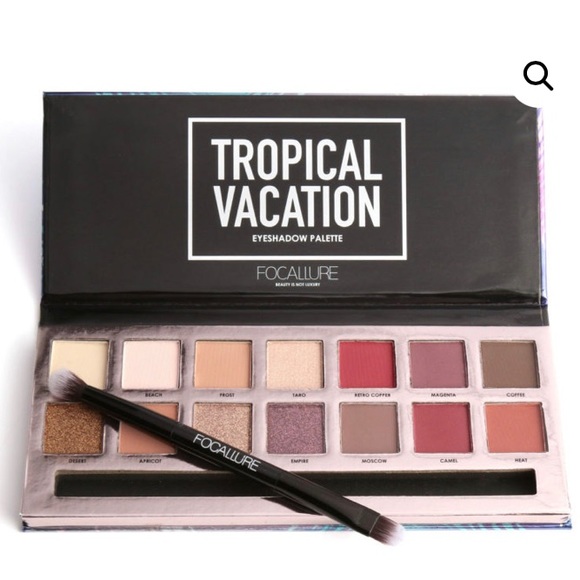 BabeBox Cosmetics Set - Picture 4 of 10